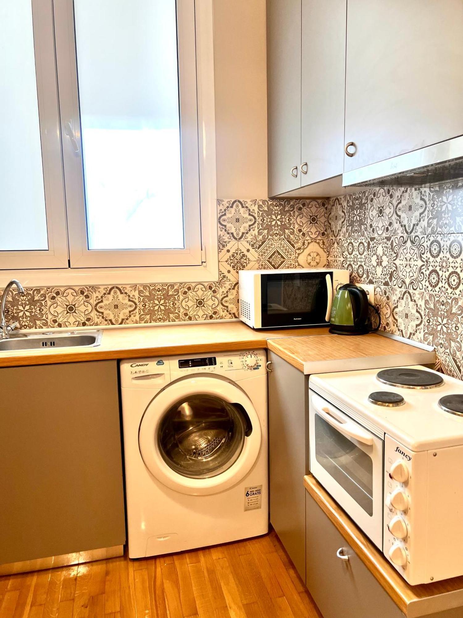 Jo&Ju Apartments Атина Екстериор снимка